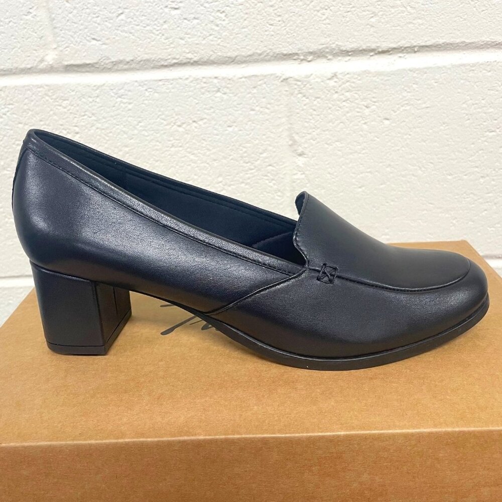 Trotters Cassidy Women's Slip On Loafer Pump Black, Size 9 Brand New